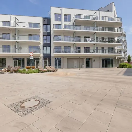 Ts Riverside With Free Parking Apartment